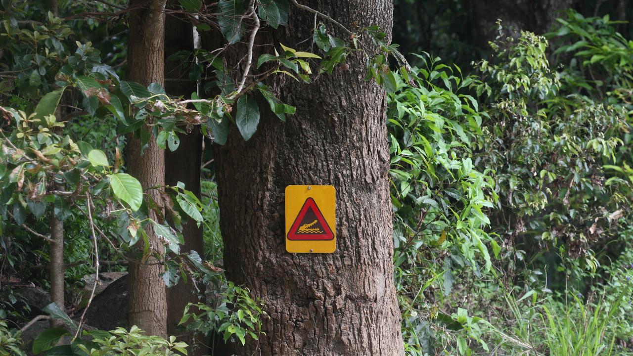 A croc warning sign at Fisheries Bridge in the Goldsborough Valley. Picture: Peter Carruthers