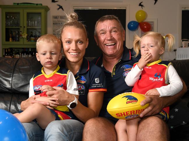 Erin Phillips and dad Greg with her twins Blake and Brooklyn. Picture: Tricia Watkinson