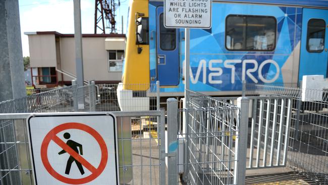 metro-trains-ticket-inspectors-in-court-passenger-suffers-ptsd-after