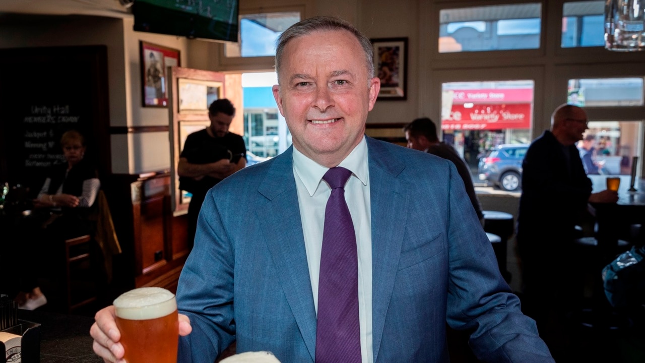 Polling reveals who Aussies prefer to have a ‘beer’ with