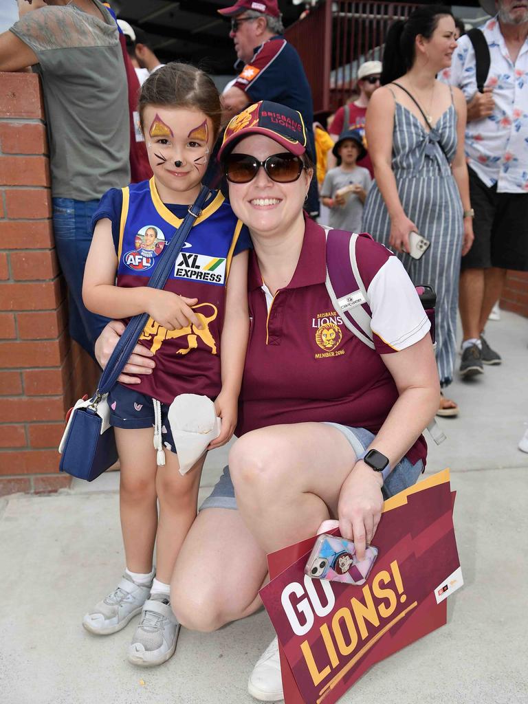 Georgia and Emma Edmunds at the NAB AFLW grand final. Picture: Patrick Woods