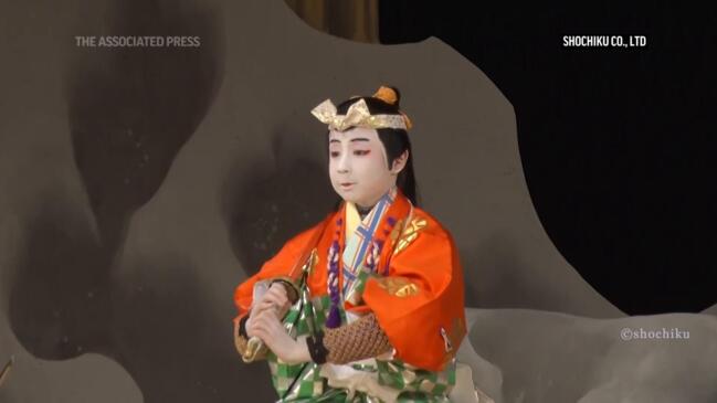 Young Kabuki actor’s debut breaks traditions