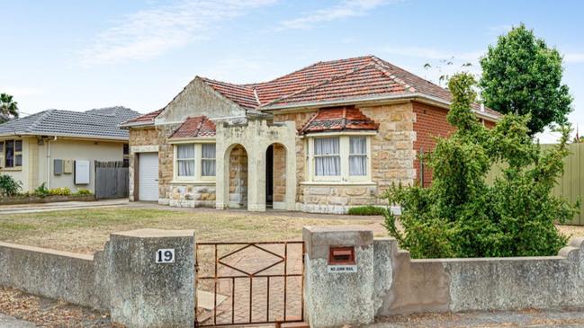 The two-bedroom, one bathroom 1960s house in Somerton Park sold for $855,000.