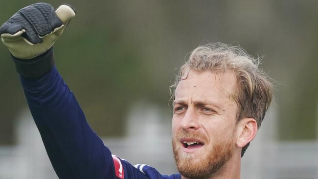 Victory goalkeeper Lawrence Thomas speaks to his players during an A-League Melbourne Victory training session at GoschÃ¢â¬â¢s Paddock in Melbourne, Wednesday, June 24, 2020. (AAP Image/Michael Dodge) NO ARCHIVING