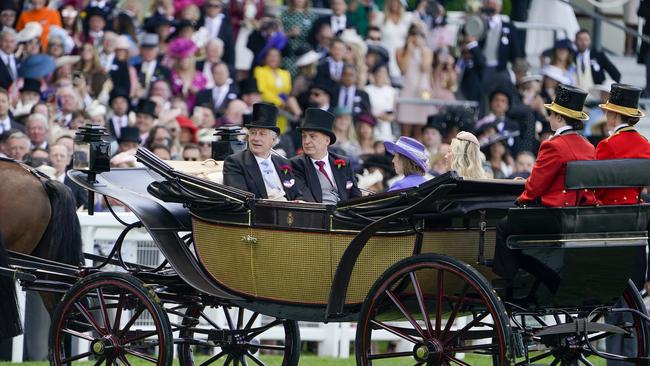 Peter V'landys during the royal procession.