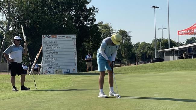 New South Welshman Daniel Gale putting on the 18th at Palmerston. Picture: Max Hatzoglou