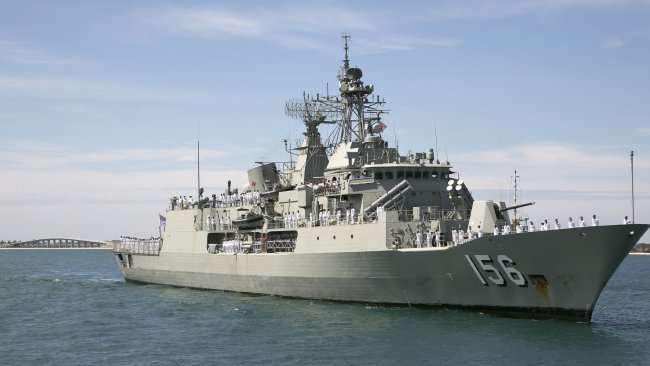 HMAS Toowoomba approaches Fleet Base West returning from a five month deployment to the Middle East Region just in time for Christmas.

Photo Contributed