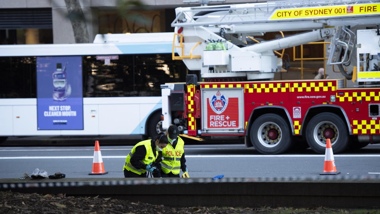 The injured officer was taken to St Vincent’s Hospital where he remains in a stable condition. Picture: NewsWire / Monique Harmer