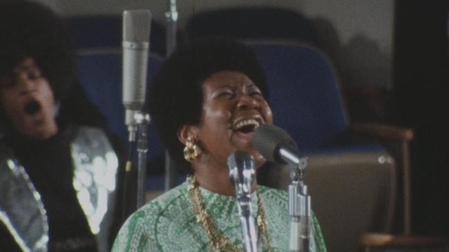 Aretha Franklin in a scene from Amazing Grace