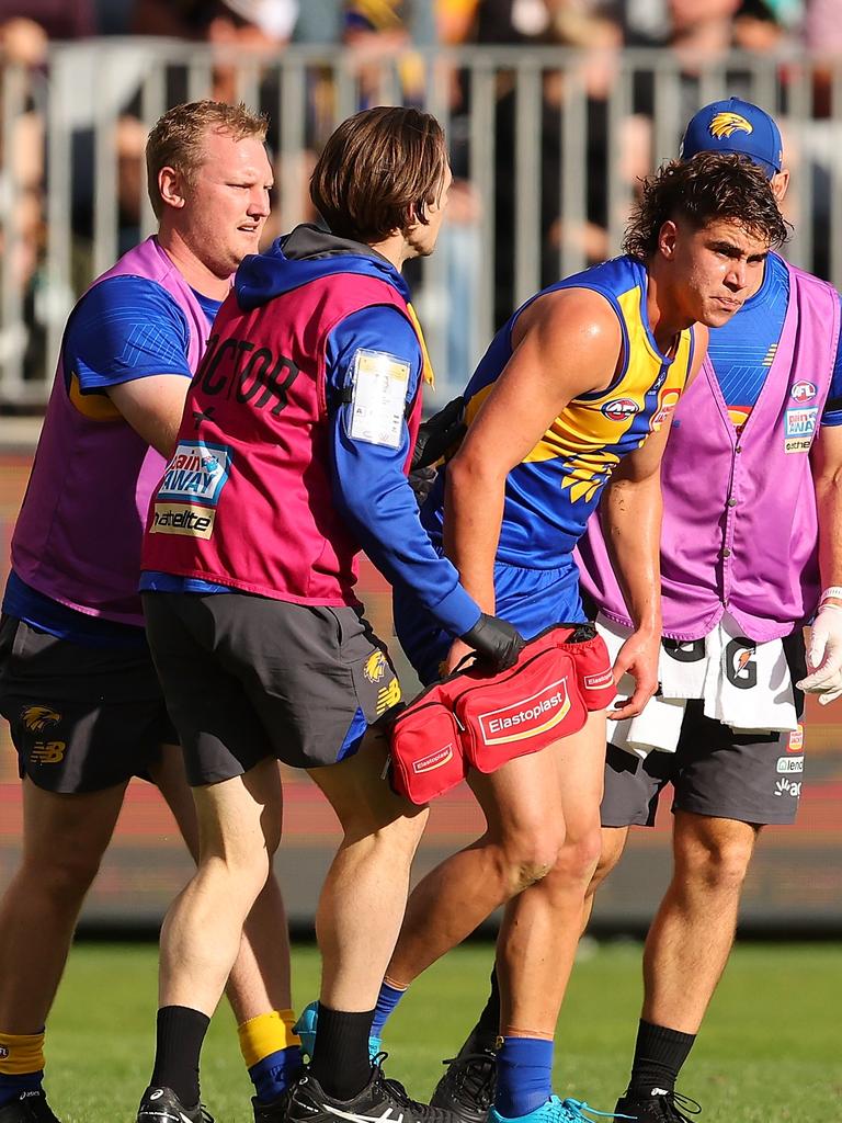 Hewett was subbed out as a result of the hit. Picture: Paul Kane/Getty Images