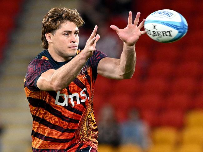 BRISBANE, AUSTRALIA - MAY 10: James O'Connor of the Reds in action during the warm up before the round 12 Super Rugby Pacific match between Queensland Reds and Melbourne Rebels at Suncorp Stadium, on May 10, 2024, in Brisbane, Australia. (Photo by Bradley Kanaris/Getty Images)