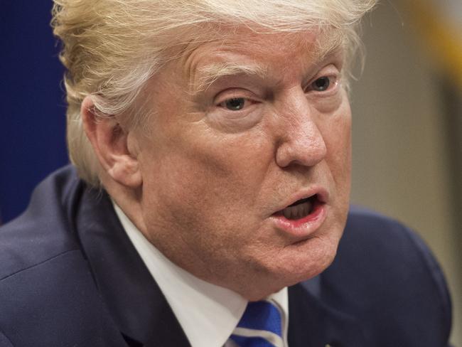 US President Donald Trump speaks during a meeting about tax reform in the Roosevelt Room of the White House in Washington, DC, September 5, 2017. / AFP PHOTO / SAUL LOEB