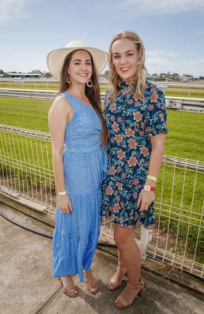 Aleen Bates and Sarah Mangan. Socials: Damien Anthony Rossi Pictures: Adam Shaw (Vethaak Media)