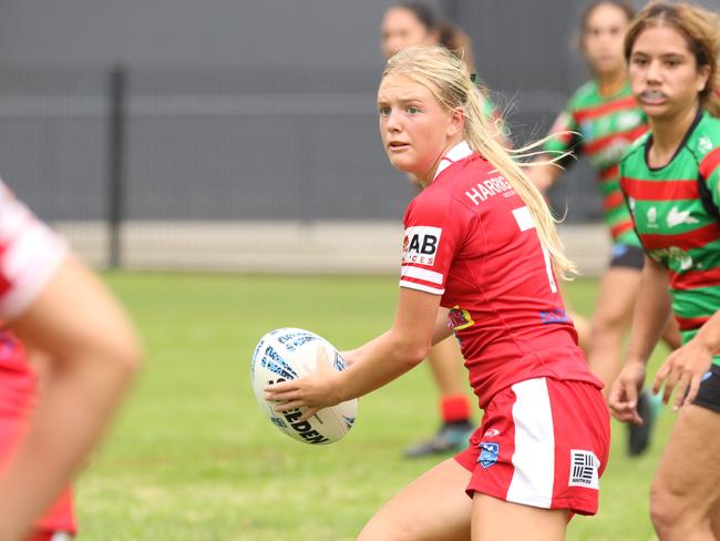 Ella Greatz played a key hand for Illawarra in the Lisa Fiaola Cup. Photo: Warren Gannon Photography