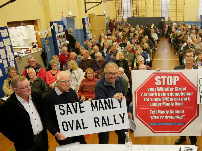 Residents met on Sunday, June 5 to discuss concerns about the Manly Oval carpark plan. Photo: Adam Ward.