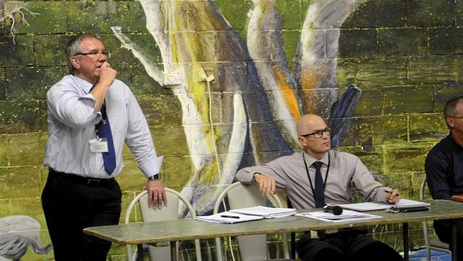 BAD ROADS: Council GM Ashley Lindsay and director Troy Anderson take questions from the residents of the Florda road network. Picture: Tim Jarrett