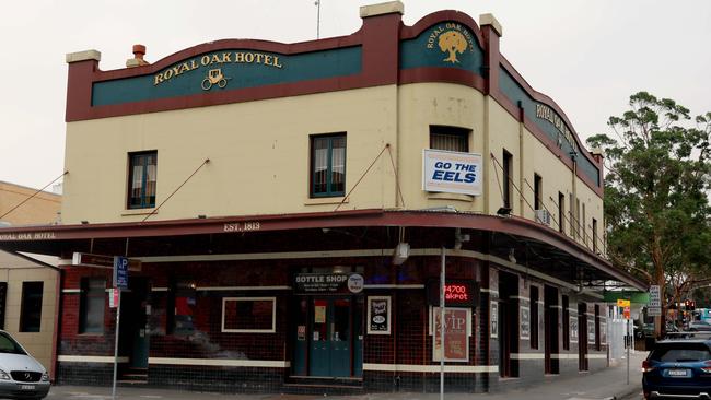 The Royal Oak Hotel is to be demolished. Picture: Angelo Velardo