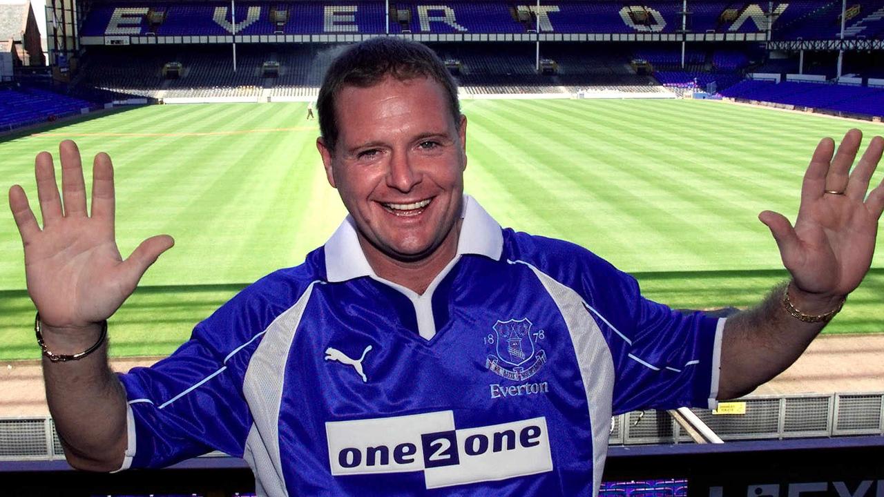He played with a number of clubs across his career, signing with Everton in July 2000.