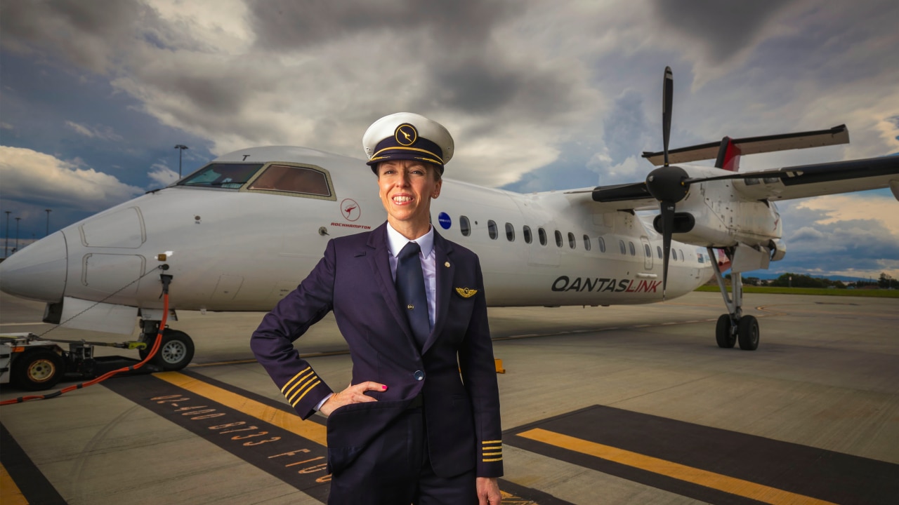 Top Female Pilot Slams Toxic Culture Following Qantas Allegations | The ...