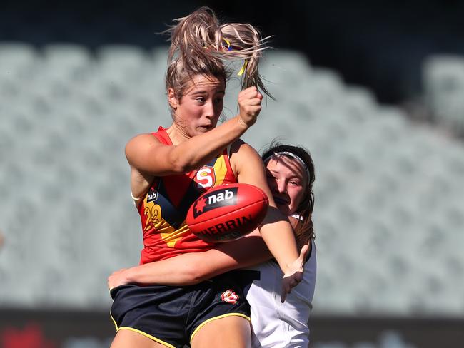 Amelie Borg in action for South Australia in the AFLW under-18 Girls Championships. Picture: Sarah Reed/AFL Photos via Getty Images