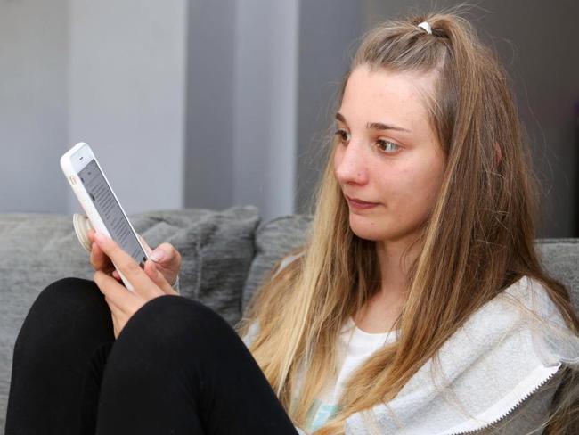 Jess Simpson, 16, received messages from Chris Ingham. Picture: Jim Bennett/The Sun