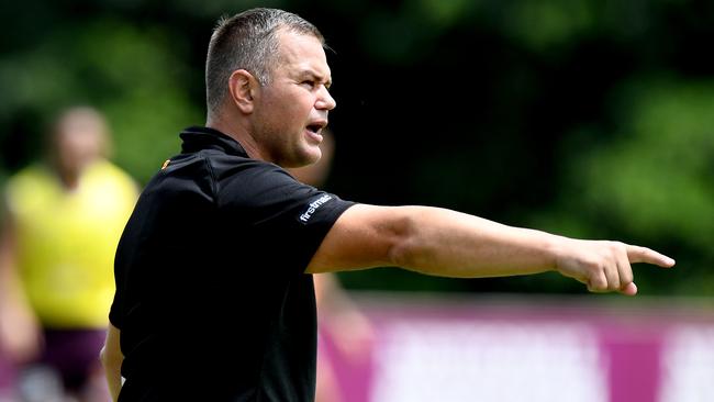 BRISBANE, AUSTRALIA - FEBRUARY 27: Coach Anthony Seibold gives directions to his players during a Brisbane Broncos NRL training session at Red Hill on February 27, 2020 in Brisbane, Australia. (Photo by Bradley Kanaris/Getty Images)