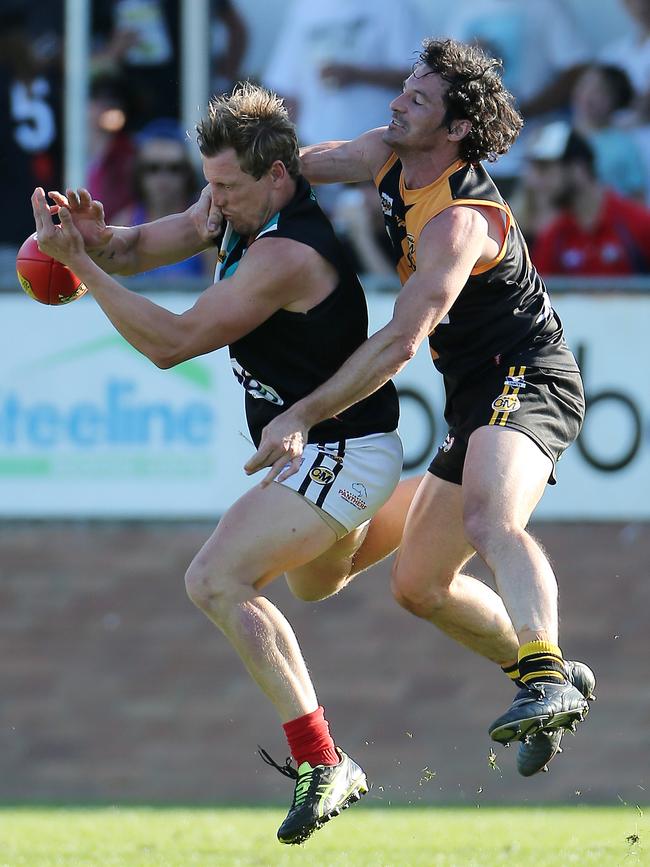 Adam Prior playing for Lavington in the 2015 Ovens and Murray grand final. Picture: Yuri Kouzmin