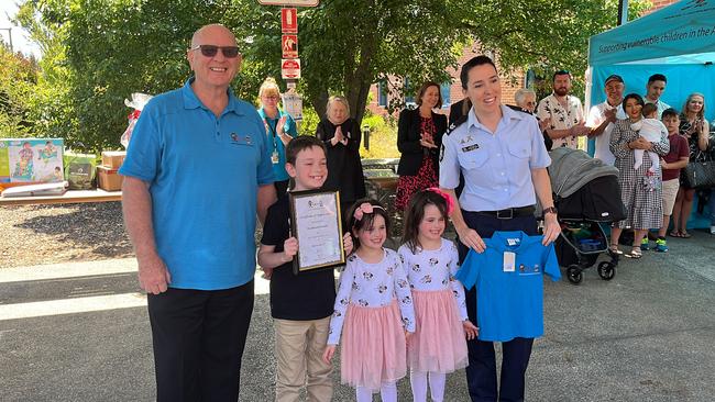 Kids in Care Chairman, Steve Hill, Zach, Lilly, Annalise, and Senior Constable Alex Uren. Picture: Julia Kanapathippillai