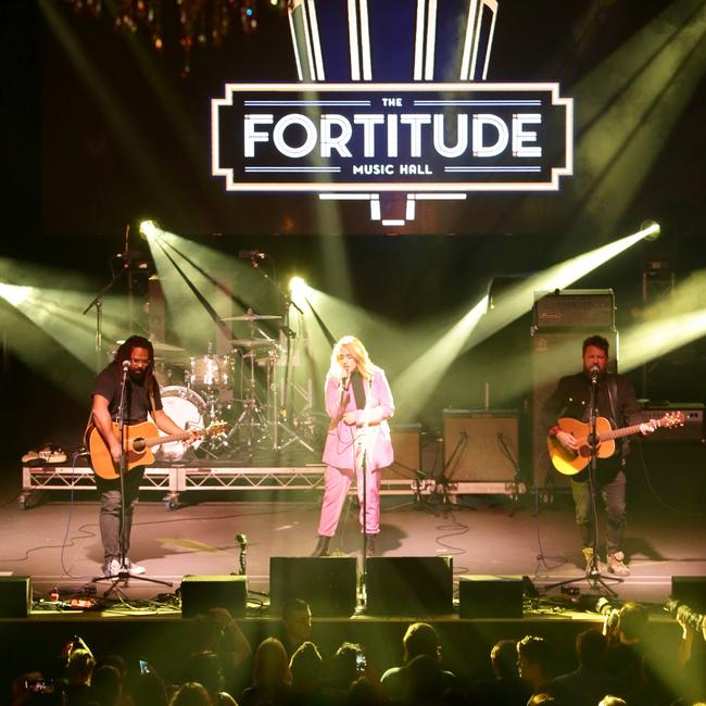 Tia Gostelow with Busby Marou at The Fortitude’s opening in 2019