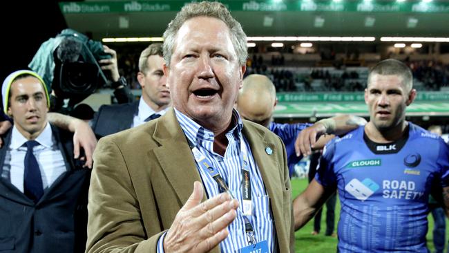 Fortescue Metals Group chairman Andrew Forrest talks to Western Force players following the Round 17 Super Rugby match between the Western Force and the NSW Waratahs at NIB Stadium in Perth, Saturday July 15, 2017. (AAP Image/Richard Wainwright) NO ARCHIVING, EDITORIAL USE ONLY