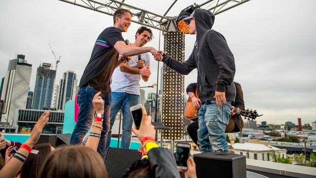 Hamish and Andy hyped up the crowd before Bieber’s appearance.