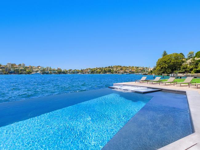 It’s always time for a dip at this Darling Point gem.