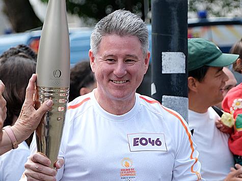 Nine CEO Mike Sneesby at the Olympic torch relay. Picture: Jacquelin Magnay