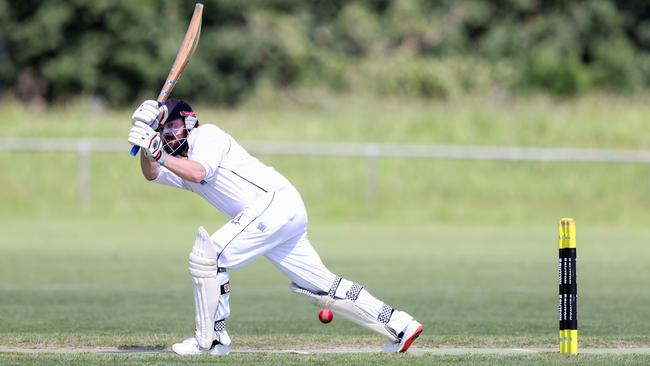 DVCA: Peter Cashen in action for Heidelberg. Picture: George Sal