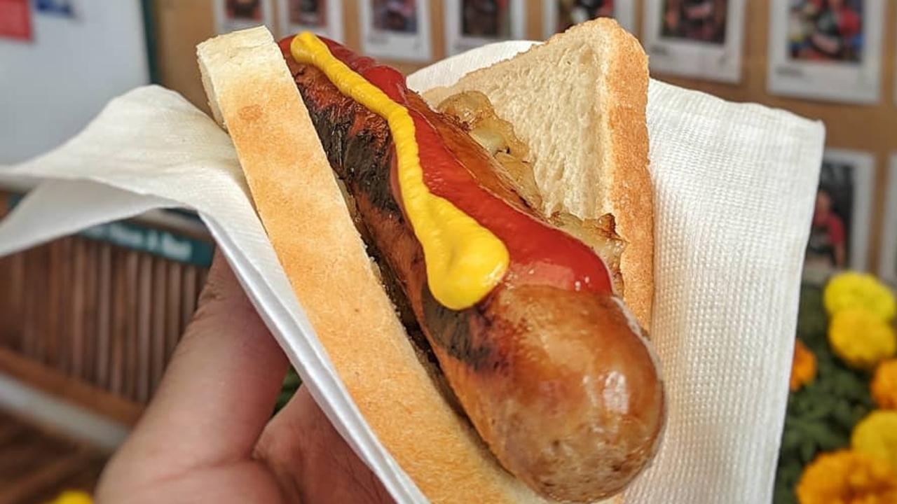 And all was right with the world once again!! First Bunnings snag in ages!!  #onions : r/australia