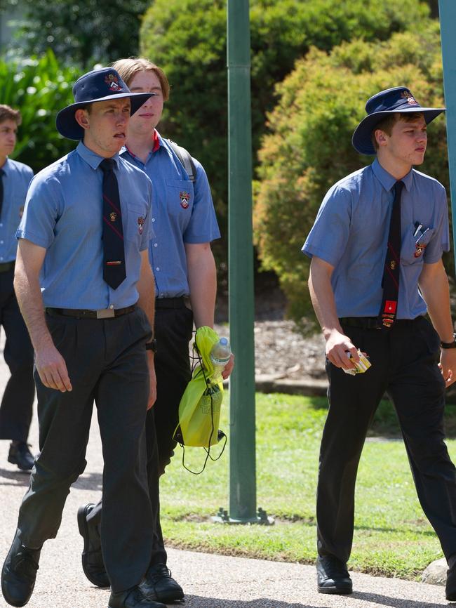 Students made themselves familiar with the CQU grounds.