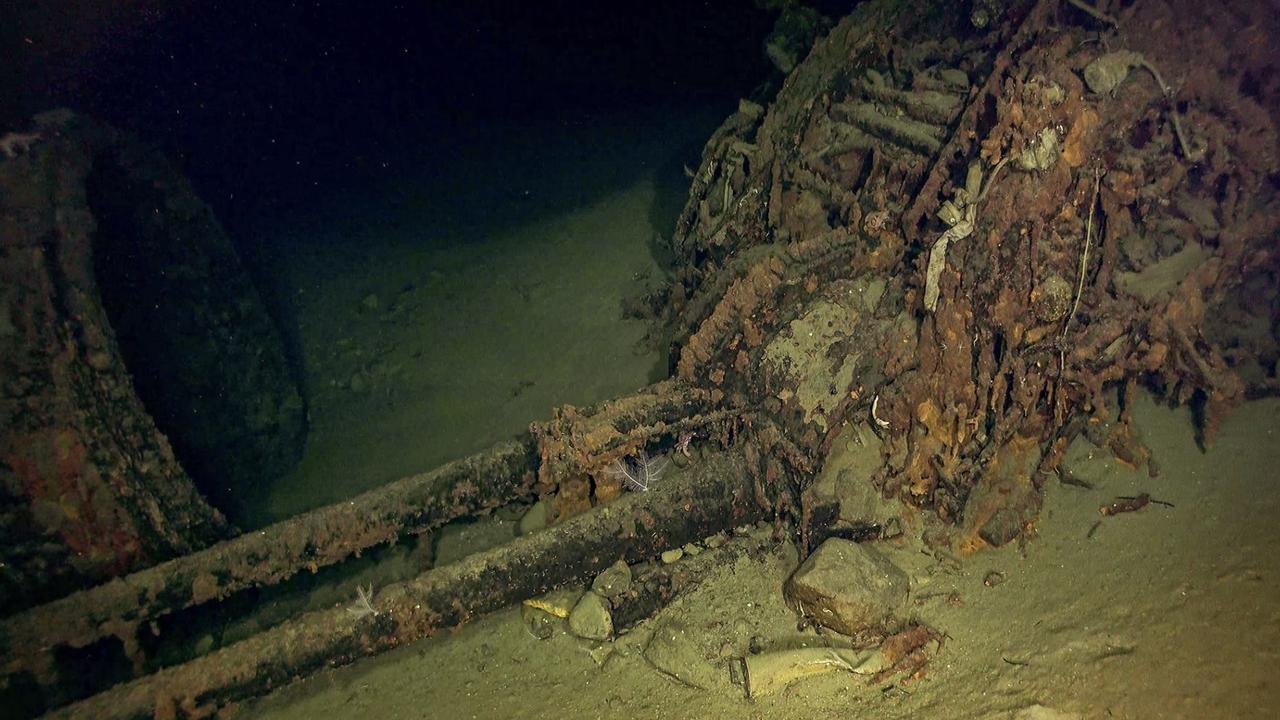 Another dual 127mm gun. In this picture you can see the barbette it likely came out of on the left and a 127mm shell in front Picture: R/V Petrel 