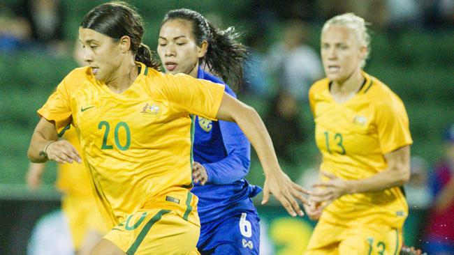 Sam Kerr for the Matildas during the International friendly match between the Australian Matildas and Thailand at NIB Stadium in Perth, Monday, March 26, 2018. (AAP Image/Tony McDonough) NO ARCHIVING, EDITORIAL USE ONLY