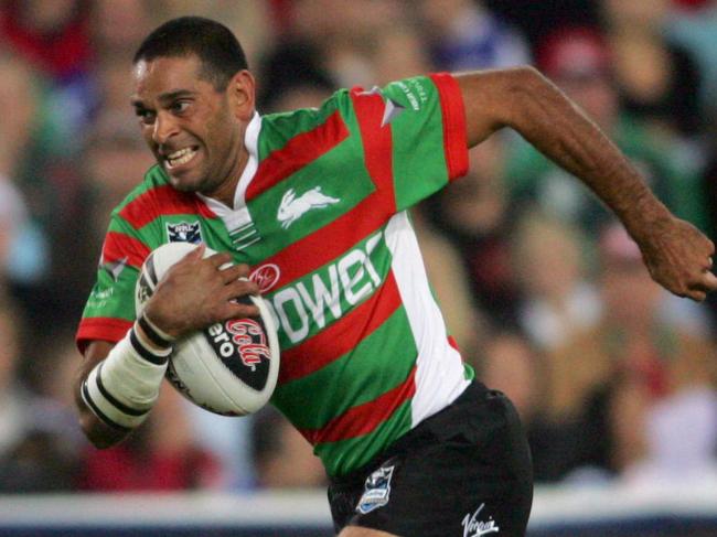 06 Apr 2007 SPORT: NRL round4 Souths vs Bulldogs at Telstra Stadium,Sydney . David Peachey. rugby league action