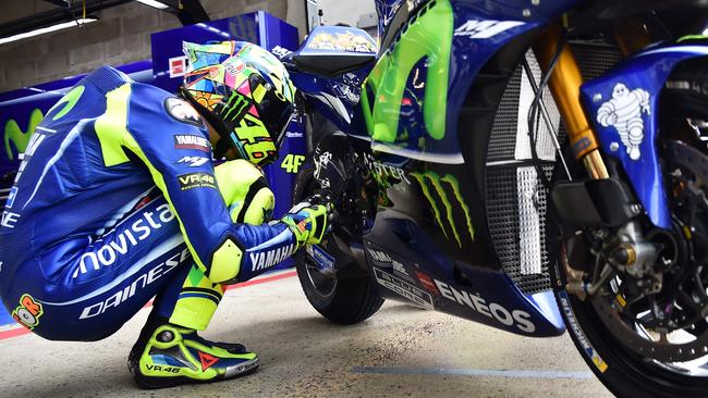 Valentino Rossi completed 15 laps in Italian GP FP1, only 3 less than fast man Andrea Dovizioso.