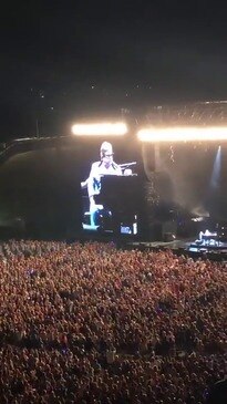 Crowd Applauds as Elton John is Forced to Cut Show Short in Auckland