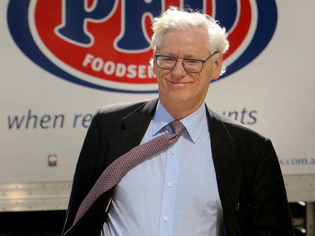 21/11/2019: Bruce McWilliam, Network Seven's commercial director arrives for the Harold Mitchell v ASIC case at the Federal Court, in Melbourne. Stuart McEvoy/The Australian.