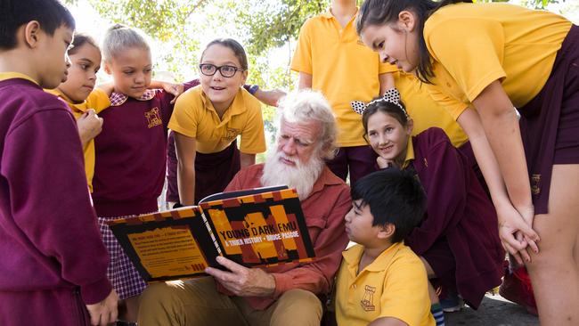 Bruce Pascoe reads Dark Emu to Glebe Public School students. Picture: Dylan Robinson