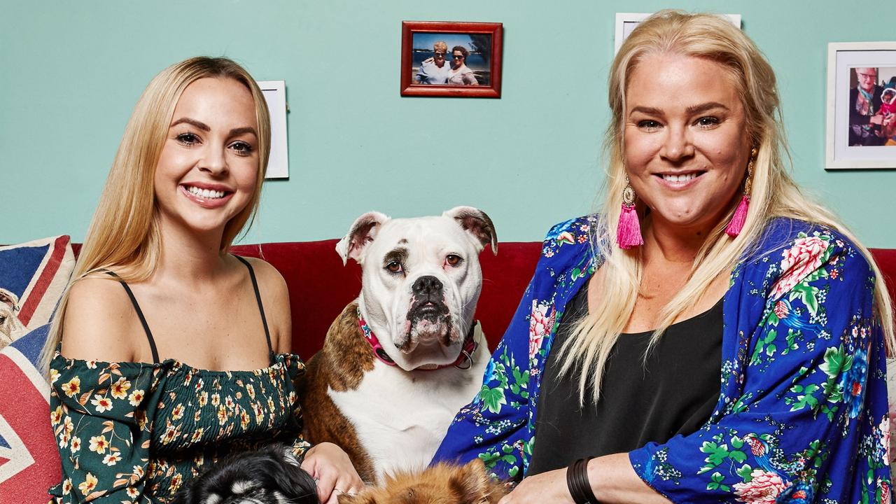 Angie and Yvie from Gogglebox are going into the jungle.