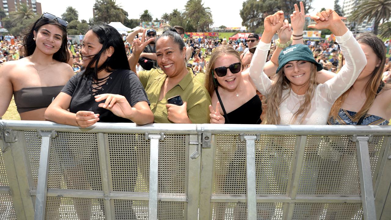 St Kilda Festival: Police arrest and caution small number of people for  drugs | Herald Sun