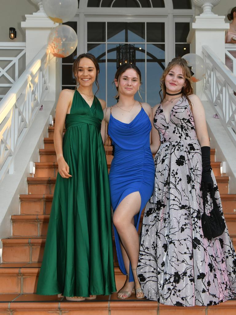 Photos | Northern Beaches State High students step out for 2023 formal ...