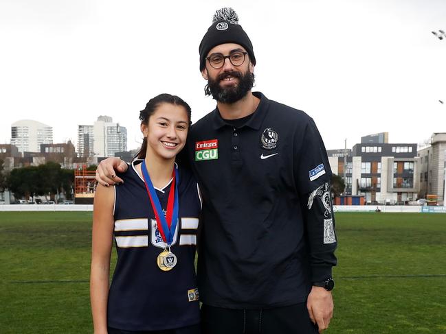 Caulfield’s Siena Farrell with Brodie Grundy.