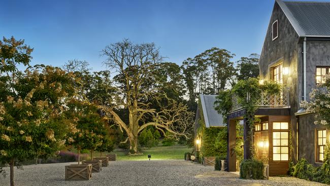 The property’s charming grounds.
