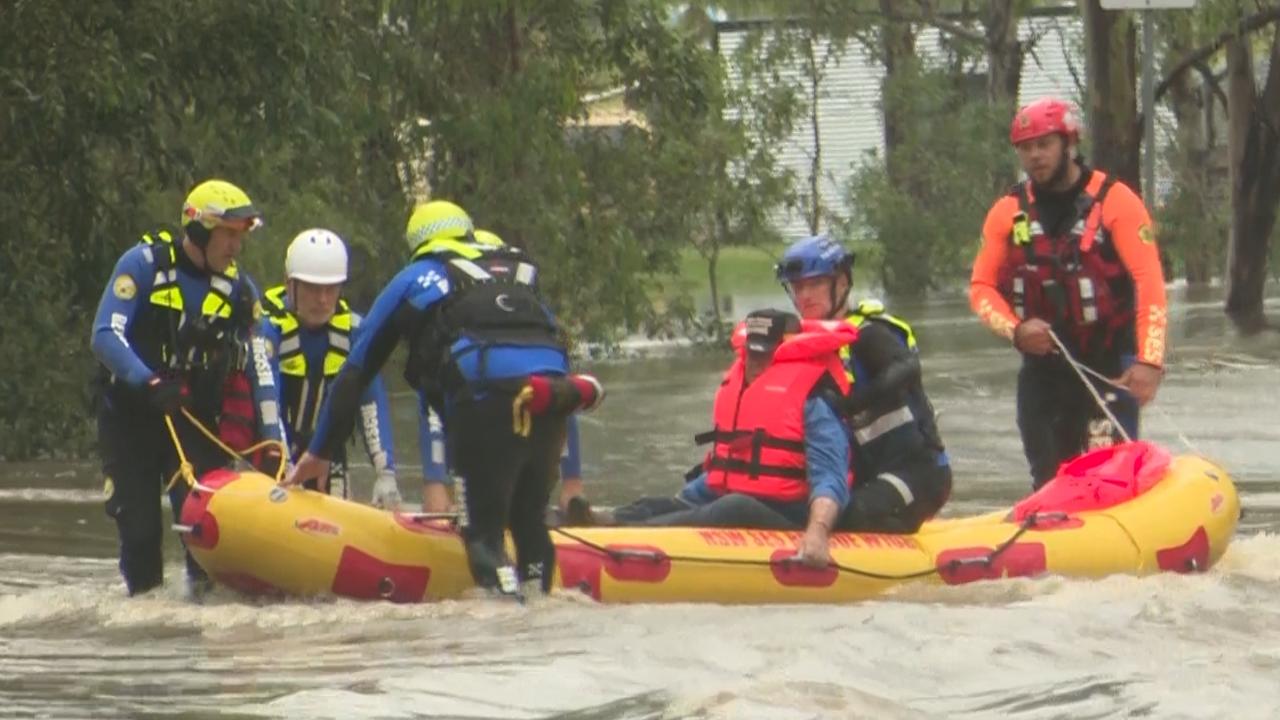 Northern NSW breathes a sigh of relief, but Alfred warnings remain