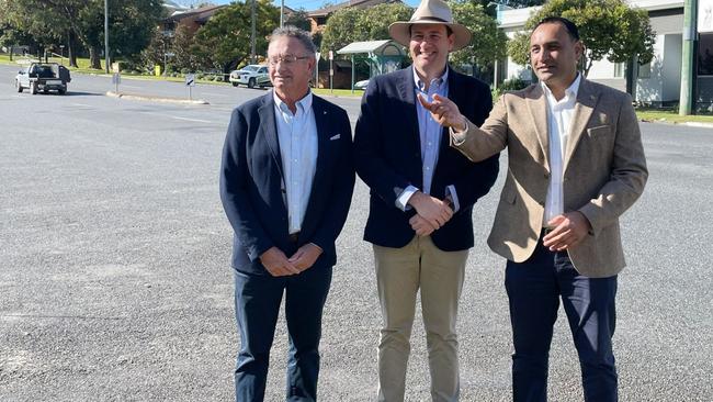 Coffs Harbour mayor Paul Amos, Regional Roads minister Sam Farraway and Coffs Harbour MP Gurmesh Singh on Harbour Drive. Picture: Chris Knight